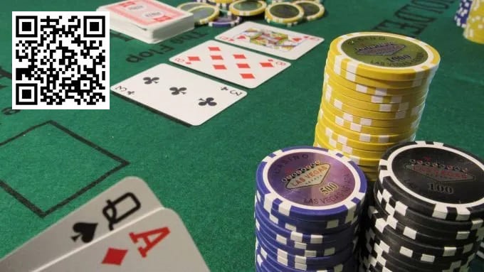 【小鱼Poker】教学：食之无味弃之可惜的非同花AQ，到底应该怎么玩？