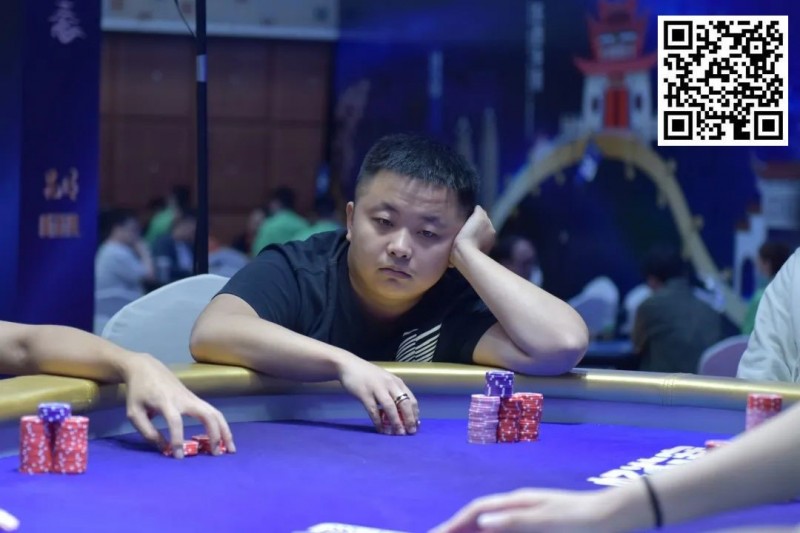 【小鱼Poker】彩云杯畅游赛昆明站丨泡沫破裂72人奖励圈出炉，黄俊杰178万记分牌领衔22人晋级