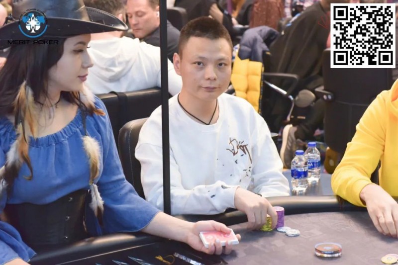 【小鱼Poker】Merit Poker塞浦路斯 | 徐强AA撞JQ击中顺子成热身赛泡沫，魏国梁、顾悦凡成功晋级Final Day