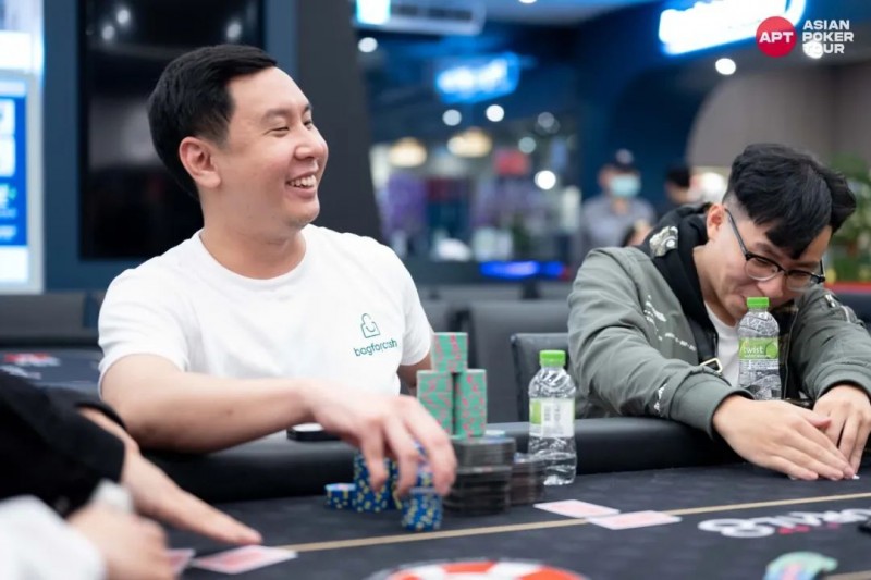 【小鱼Poker】2023APT台北丨刷新纪录不停止，泰国Punnat Punsri领衔17人挺进Final Day