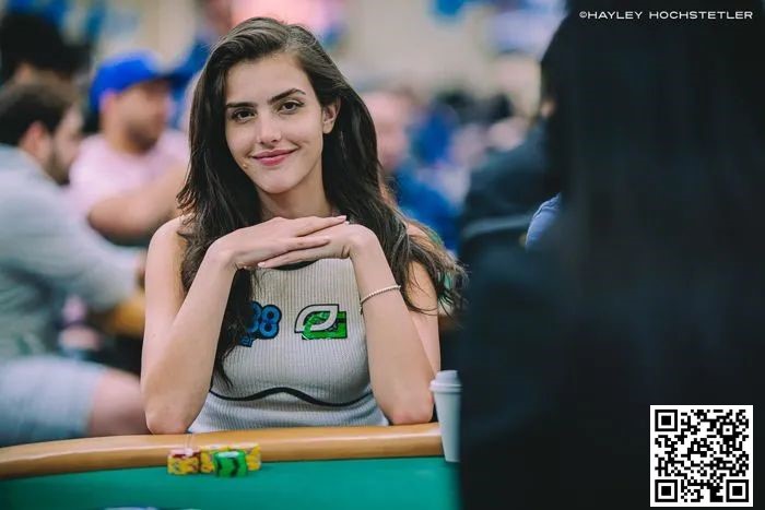 【小鱼Poker】话题 | Alexandra Botez希望WSOP主赛事直播免费，你同意吗？