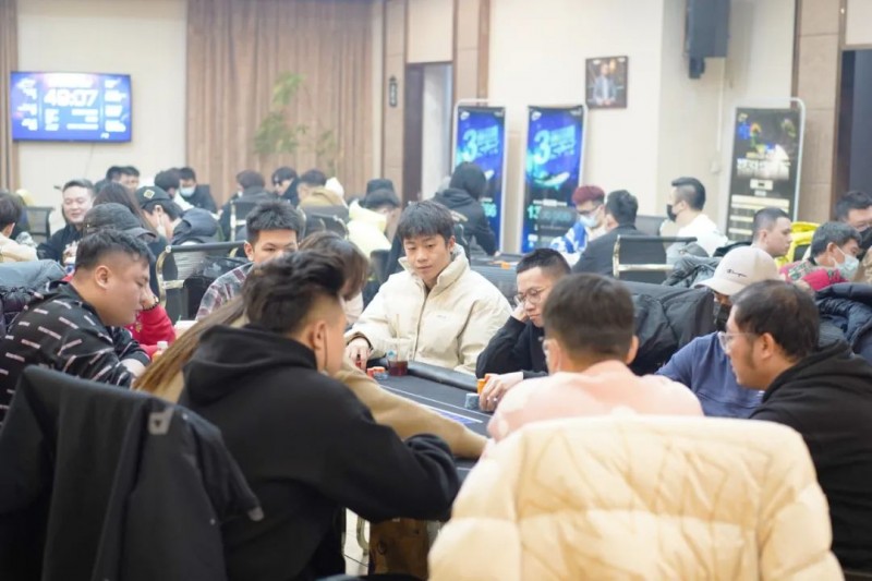 【小鱼Poker】深鲨杯第二届 | 9人FT诞生，芮博翔淘汰吕杨以2575000记分牌成为FT CL！