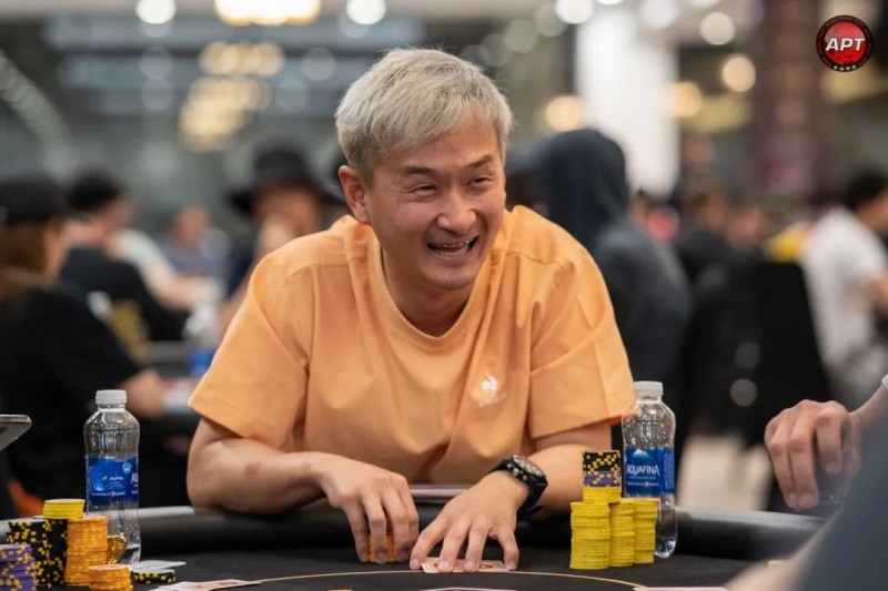 【小鱼Poker】【2023APT越南】主赛事A组172人次参赛，韩国 Wanghee Lee 领衔66人晋级Day 2