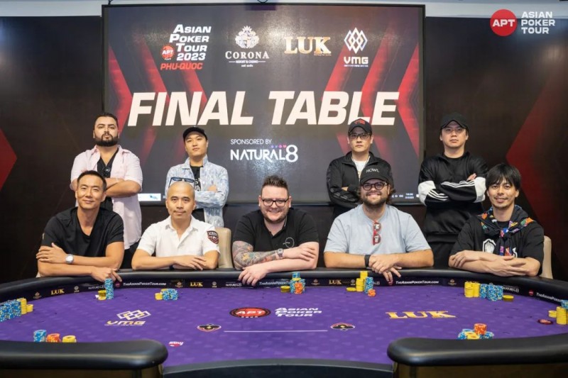 【小鱼Poker】【2023APT越南】主赛事决赛桌9 人产生，美国 Albert Gorelik 领头