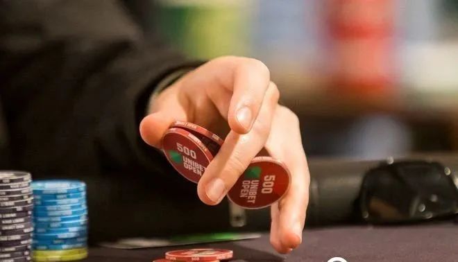 【小鱼Poker】教学：扑克玩家四个牌技优秀的表现