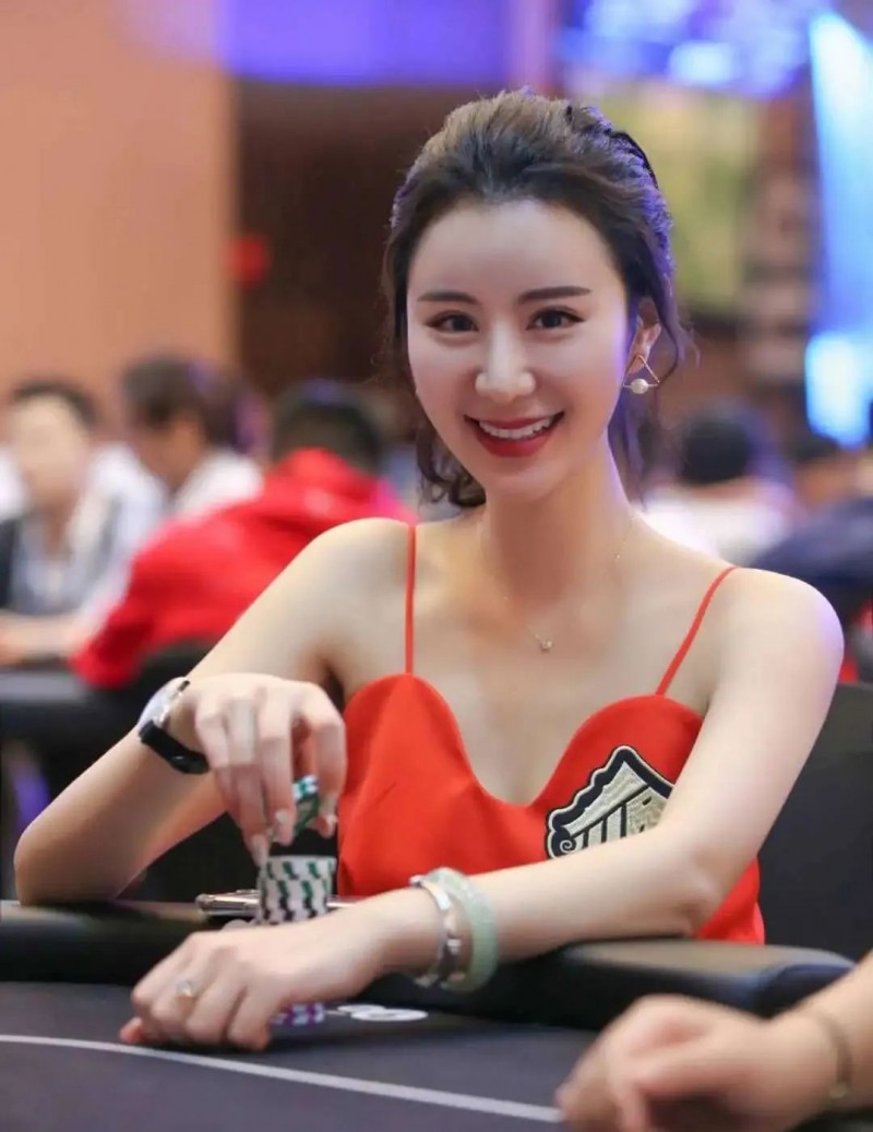 【小鱼Poker】“女牌手+明星牌手”容易被针对？本周日WPT豪客赛亚军小旭直播冲击1300W！