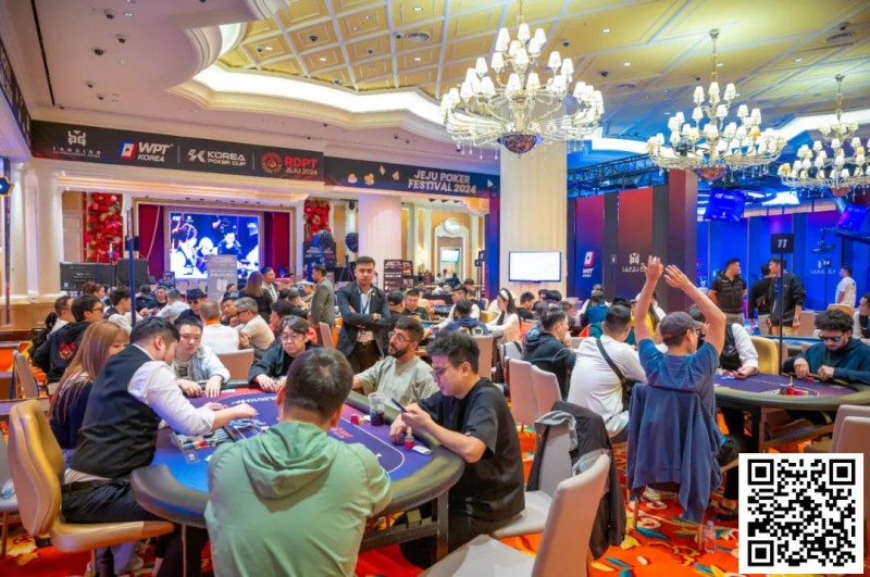 【小鱼Poker】济州扑克嘉年华｜WPT主赛Day1A组开战迎来120人次参赛 斯洛伐克小伙勇夺开幕赛冠军