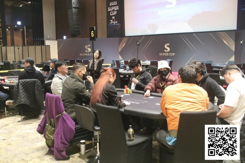 【小鱼Poker】恭喜韩国选手KIM WON JUNG顺利夺取开幕赛冠军玉瓶！JEJU杯A组热火吸引86人次11人晋级！【SUPER CUP济州】