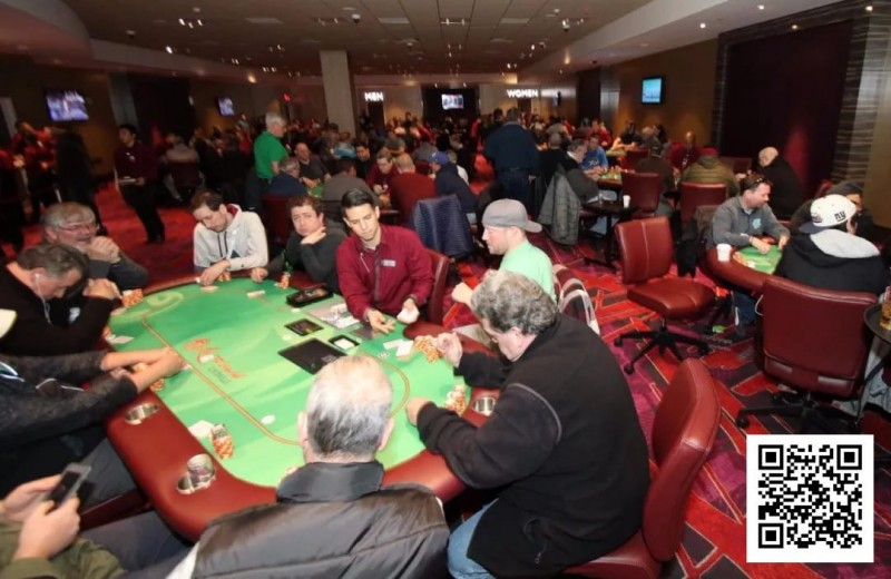 【小鱼Poker】一手牌讲清如何玩好小同花连张