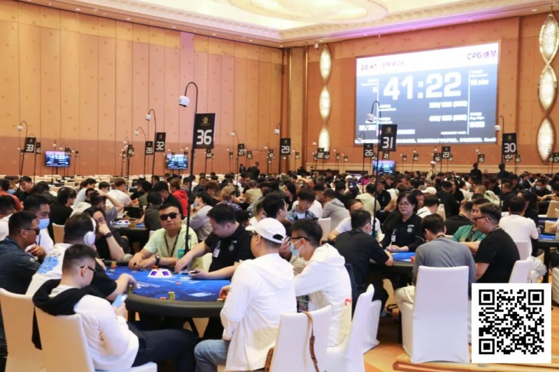 【小鱼Poker】CPG横琴选拔赛 | 泡沫破裂！杨暑平A6撞KK与主赛351人奖励圈无缘，曹庭嘉452万记分牌领跑80人晋级第三轮