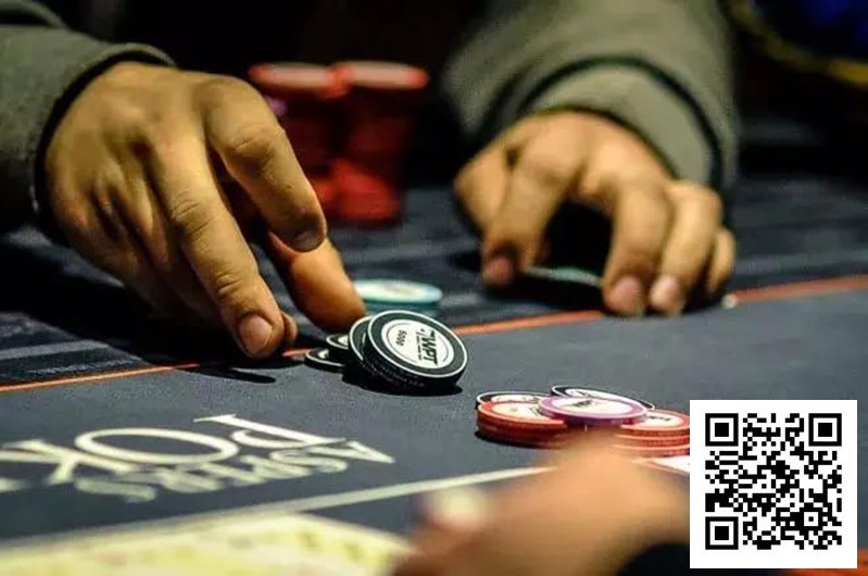 【小鱼Poker】我们在游戏德州扑克的时候，经常遇到拿到带一对的听牌该如何行动？