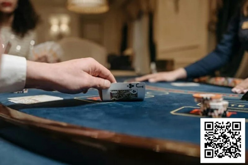 【小鱼Poker】扑克中的诈唬——它的含义以及为何它是游戏的一部分