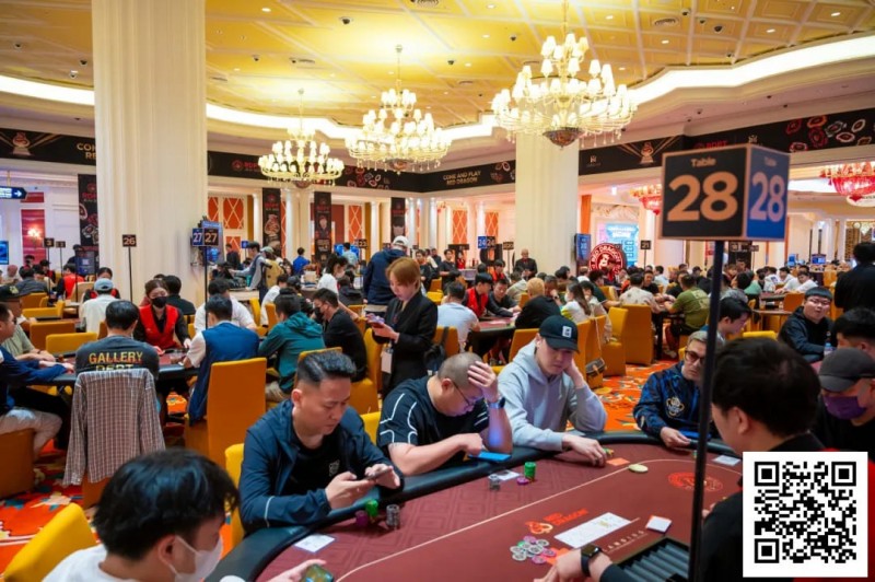 【小鱼Poker】红龙杯夏日济州站“红”运当头！主赛A组235人次参赛61人晋级！澳大利亚选手成CL！曹庭嘉超短码逆袭登顶尊龙豪客赛王座！