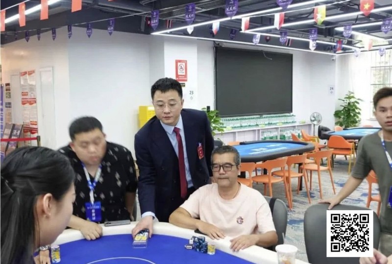 【小鱼Poker】凤凰杯 | 主赛 B 组 307 人厮杀！33 人晋级，黄志凯先生成为CL！附赛双场爆燃，郎才女貌冠军出炉！