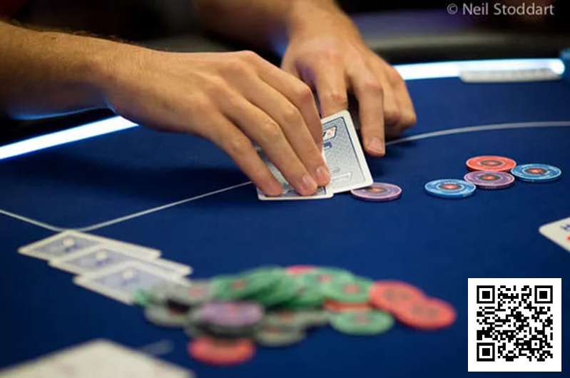 【小鱼Poker】翻牌带对听花，过牌比下注更好？