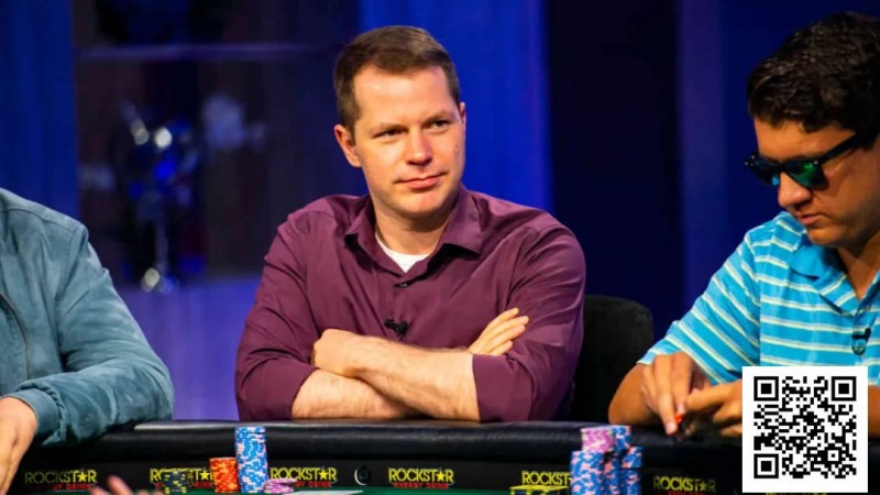 【小鱼Poker】在同花公共牌面拿着河牌顺子,面对全压,弃牌还是抓鸡?