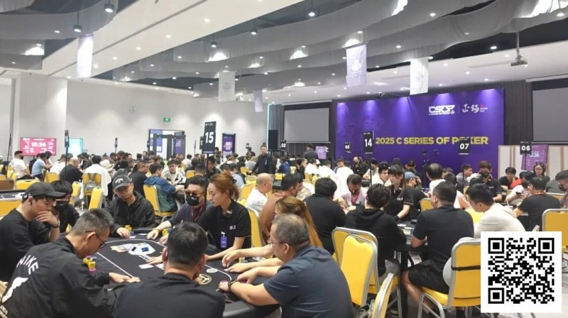 【小鱼Poker】CSOP南澳站｜泡沫破裂 63人奖励圈诞生 程鑫290万记分牌领衔10人晋级决赛日，冠军即将诞生！