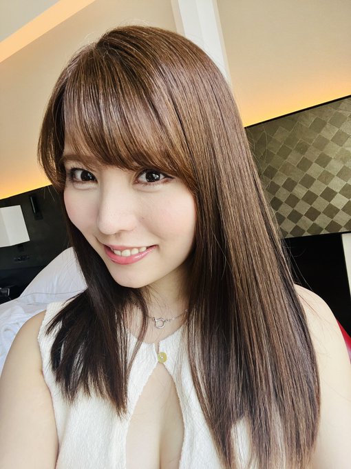 【小鱼Poker】松本梨穗(松本梨穂)出道作品番号及封面,松本梨穗个人简介