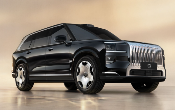 极氪9X上市销售报告出炉 最大对手问界M9 男车主占9成 【小鱼Poker】极氪9X上市销售报告出炉 最大对手问界M9 男车主占9成