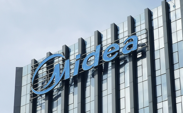 美的集团第三季度营业收入1119.33亿 净利润118.70亿 【小鱼Poker】美的集团第三季度营业收入1119.33亿 净利润118.70亿