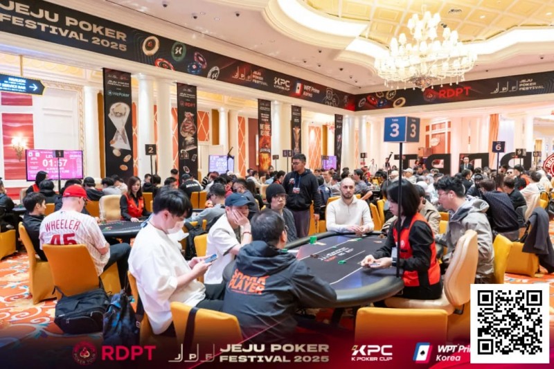 【小鱼Poker】济州扑克嘉年华|河杀定泡沫!红龙杯主赛303人激战仅36人晋级第三轮!白俄罗斯选手Ivan狂揽443.5万计分牌成超级CL!