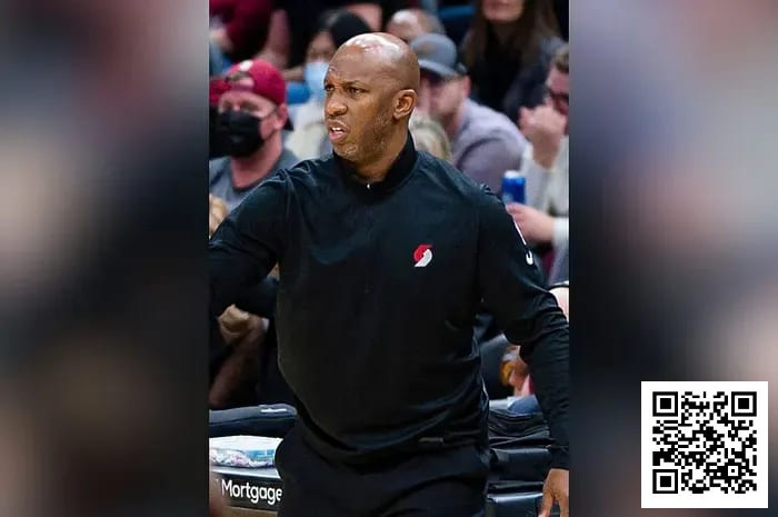 【小鱼Poker】从场边到法庭:开拓者主帅比卢普斯涉巨额作弊案,拒不认罪