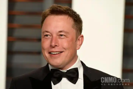 【小鱼Poker】马斯克目前财富达7800亿美元 领先第二近5100亿美元