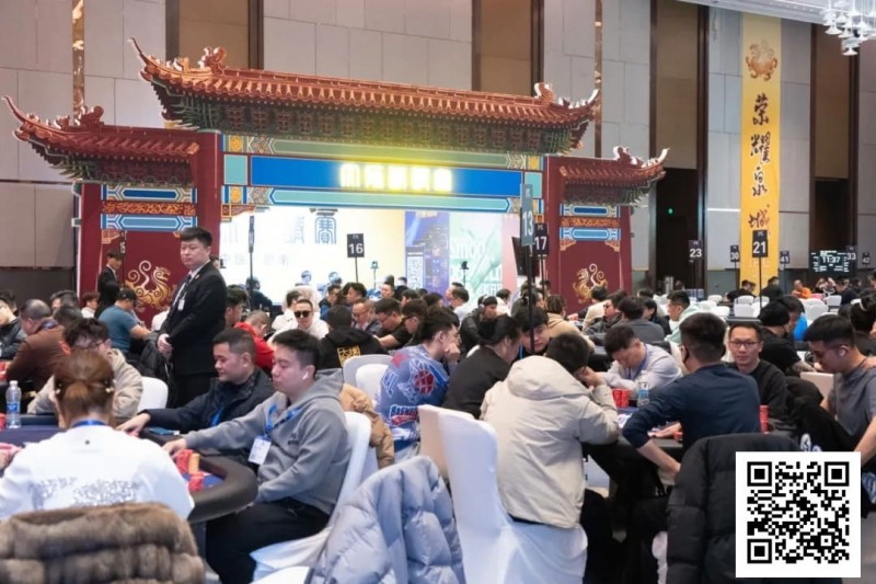 【小鱼Poker】IPG大师邀请赛｜倪白羽AA输66遗憾无缘主赛90人入围圈，王岩峰114.9万记分牌领衔74人晋级下一轮