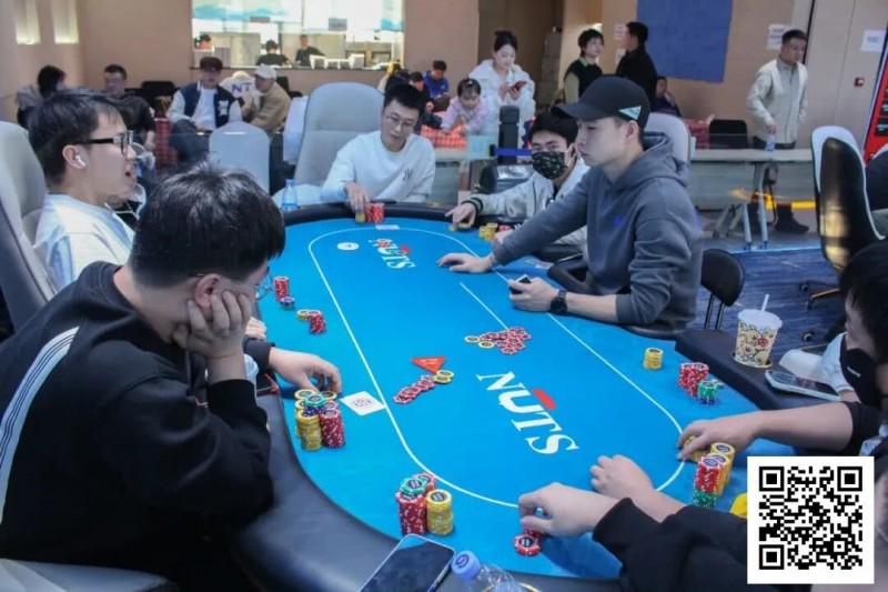 【小鱼Poker】洞庭湖杯NT1 | 半决赛日巅峰对决启幕，9人决赛桌产生
