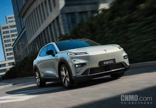 【小鱼Poker】深蓝汽车1月海外销量增长112.6% S05累计销量超17万辆