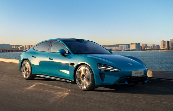 【小鱼Poker】小米SU7拿下2025长沙新能源汽车销冠 超特斯拉双车！