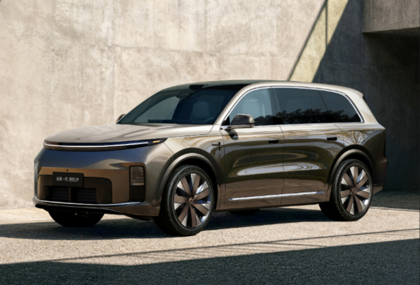 理想汽车 【小鱼Poker】湛逸飞将出任理想人形机器人业务负责人 接替郎咸朋