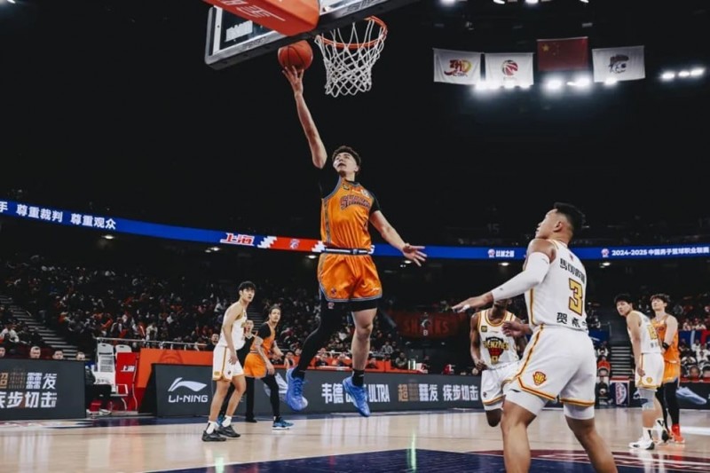 【小鱼扑克】篮球联赛季后赛关键场次赛事预测及球队实力对比