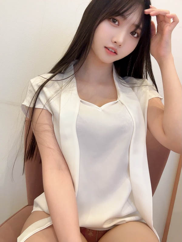 【小鱼Poker】MIDV-918,巴ひかり(巴𪸩)经典作品回顾!被健壮看房客人突侵犯…