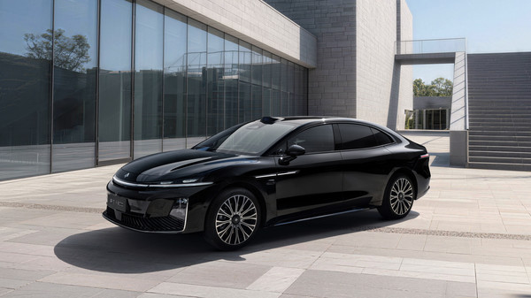 【小鱼Poker】16.48万元起 昊铂A800搭载全球量产最高线束激光雷达