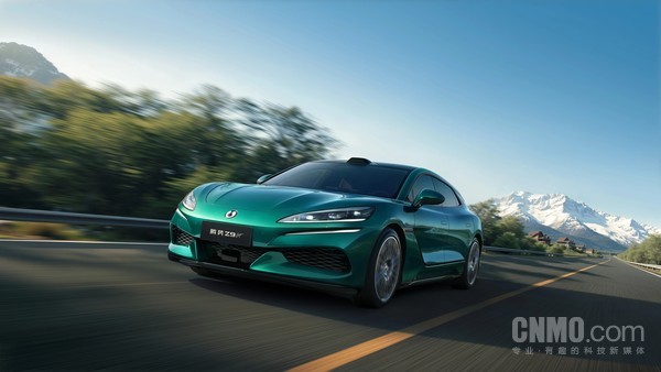 【小鱼Poker】3月纯电动汽车续航排行榜出炉：仅两台续航超1000km