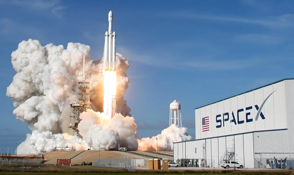 SpaceX 【小鱼Poker】史上最大IPO即将诞生 SpaceX要带飞摇摇欲坠的美股?