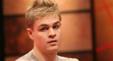 【小鱼Poker】河牌弃掉第二坚果同花：Andrew Robl这一手，到底是神级操作还是“标准操作”？