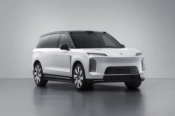 【小鱼Poker】蔚来ES9官宣4月9日亮相：十一年体系创新的集大成之作