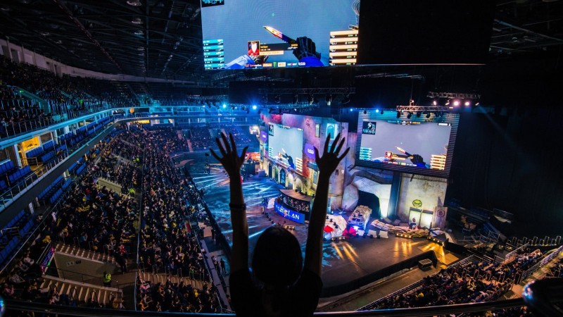 【小鱼扑克】体育×电竞：跨界赛事如何推动竞技与娱乐双重发展？