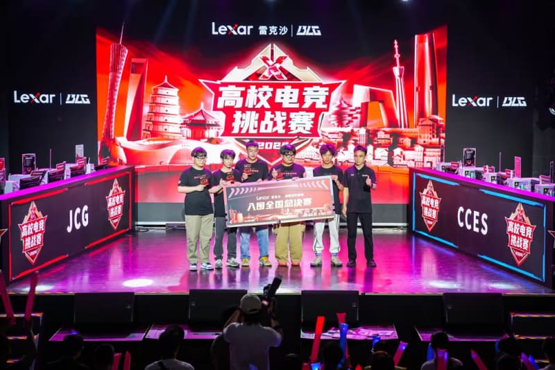 【小鱼扑克】电竞比赛中的临场调整信号解析:从战术变化到心理博弈