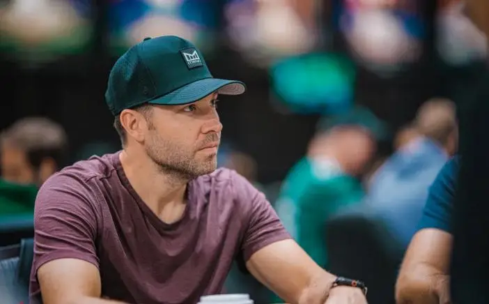 【小鱼Poker】“扑克报道失去了故事线”——Jeremy Ausmus怒批：别再只讲手牌范围了