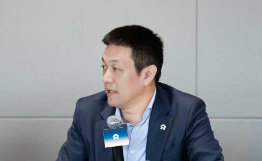 李斌 【小鱼Poker】蔚来李斌重申请忘记MPV 称大SUV可替代MPV功能