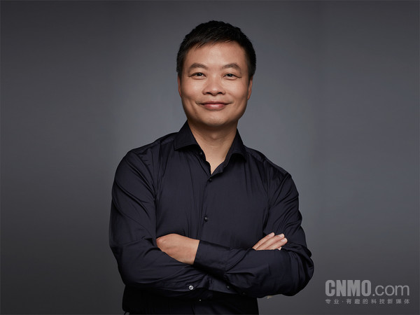 【小鱼Poker】何小鹏辟谣小鹏GX加价2万提车 已开模具提升产能