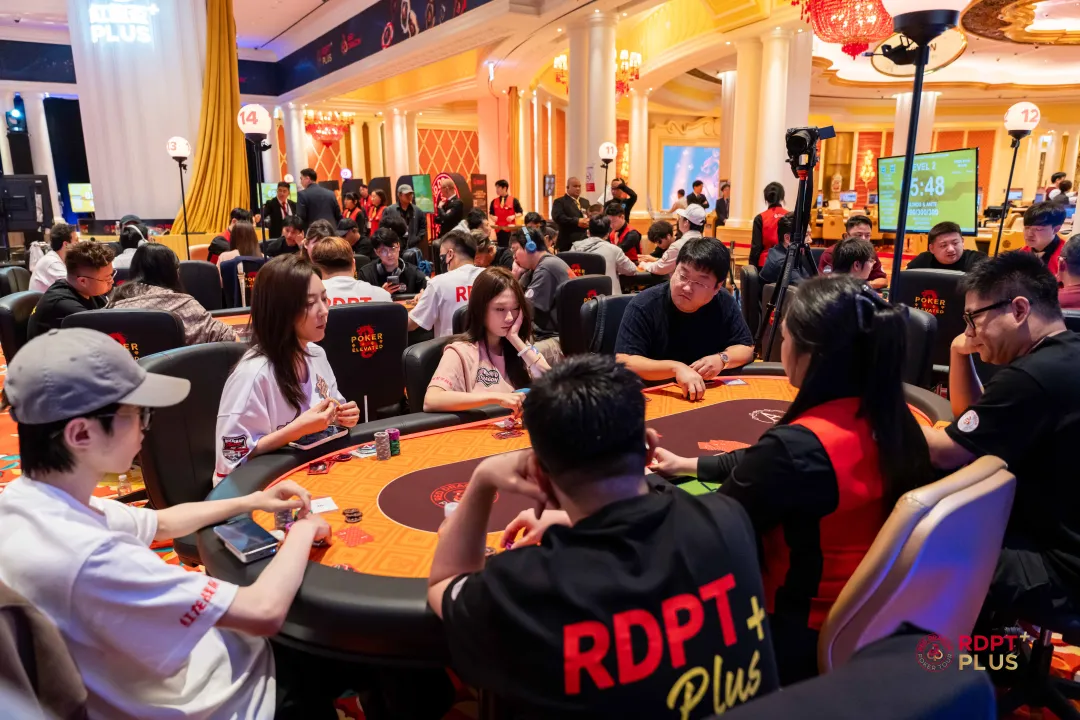 【小鱼Poker】2026红龙杯PLUS夏日济州站赛 | 单人救世 + 同分绝杀!大赛首日红龙杯团队赛上演极限翻盘大戏