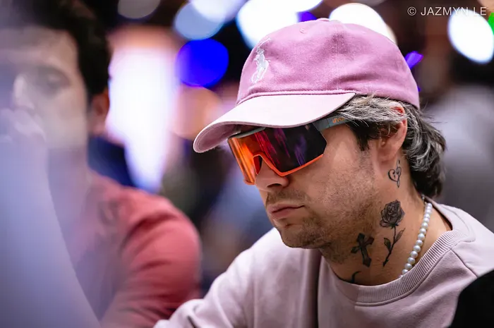 【小鱼Poker】离谱!读牌百分百正确却直接出局,WSOP主赛事这手英雄跟注看懵全场