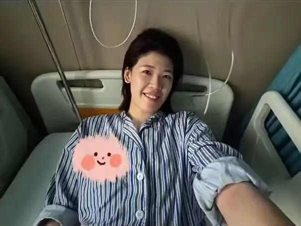 【小鱼扑克】中国女排核心李盈莹因心脏手术缺席亚锦赛与亚运会：健康为先，期待满血归来