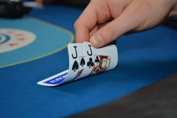 【小鱼Poker】这手JJ怎么打才能赢更多?一手牌详解如何选择下注尺度