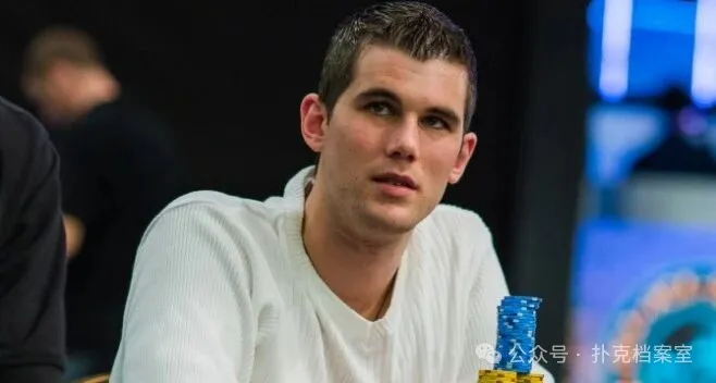 【小鱼Poker】翻前Limp 、中等对子领打与冲动全下,正在拖垮你的扑克成绩