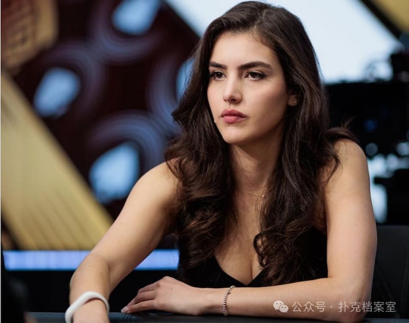 【小鱼Poker】一个国际象棋主播,在扑克桌上赢走了25万美元:棋手思维真能“降维打击”?